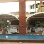 Des Almadies Hotel
